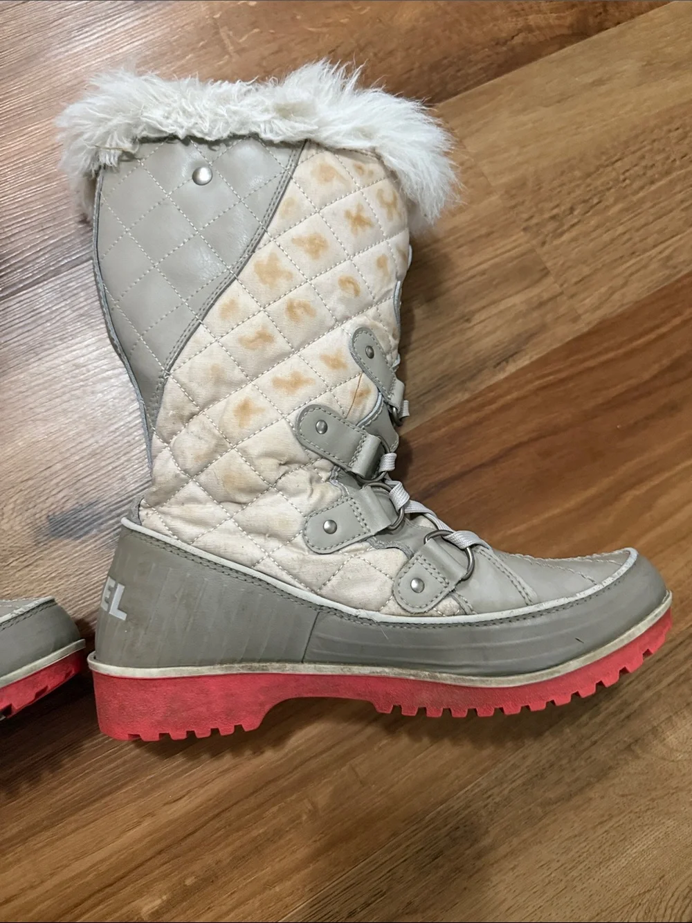 Sorel Lace-Up Winter Boot with Faux Fur Collar in Cream and Coral